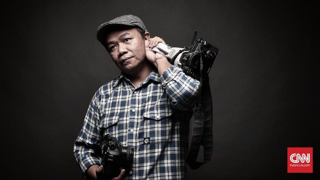 Sejak 2003 lalu Peksi Cahyo malang melintang di dunia fotografi olahraga. Pada 2015 silam, ia mendapatkan karya terbaiknya ketika memotred Daud Jordan.