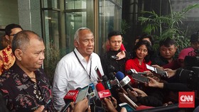 Taufiequrachman Ruki Bantu Eddy Sindoro Serahkan Diri ke KPK