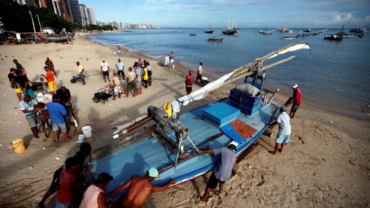 Meniru Kesederhanaan Nelayan Brasil Dalam Berburu Ikan