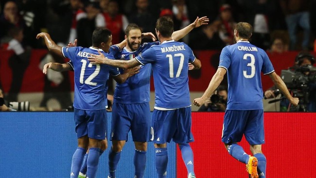 Gonzalo Higuain tak ingin melebih-lebihkan dua gol yang dicetaknya saat menaklukkan AS Monaco 2-0. Ia menegaskan terpenting adalah kerja sama tim.