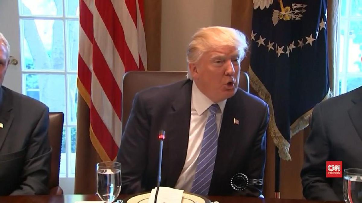 Trump Minta Bank As Kumpulkan Data Nasabah