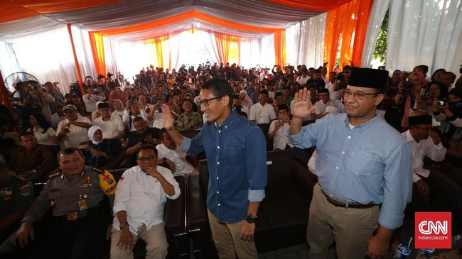 Sejumlah orang yang mengaku anggota Tim Sinkronisasi pasangan Gubernur dan Wakil Gubernur DKI terpilih Anies Baswedan-Sandiaga Uno mendatangi direksi BUMD.