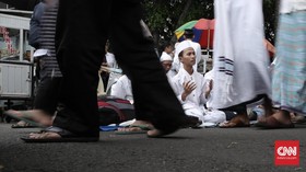 Niat, Doa, dan Tata Cara Tayamum Pengganti Wudhu