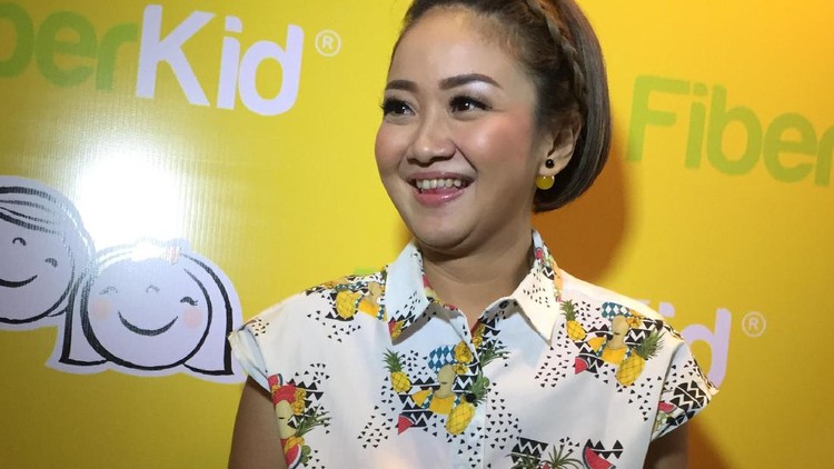 Cici Panda - Diskusi Pentingnya Serat untuk Anak di Veranda Hotel