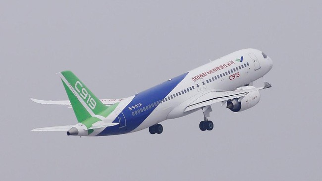 Maskapai China Eastern Airlines dan Xiamen Airlines, membatalkan 176 penerbangan dari dan ke Taiwan di tengah kisruh rute penerbangan dengan China.