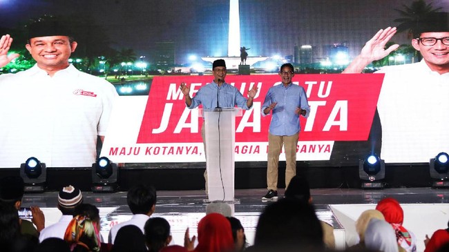 BMKG memprediksi cuaca di wilayah Jakarta Pusat, saat pelantikan Gubernur DKI Jakarta 16 Oktober mendatang, cerah berawan.