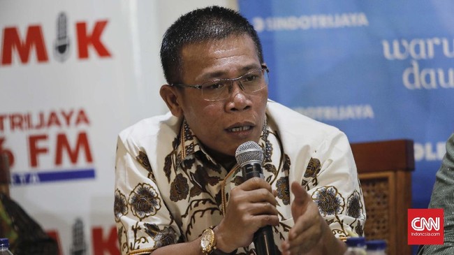 Masinton Pasaribu mengaku Pansus Hak Angket KPK bekerja sesuai konstitusional. Dia menilai Ketua KPK tidak bisa sembarang menafsirkan pansus halangi penyidikan.