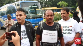 Pejalan Kaki Madiun Tiba di Jakarta, Sampaikan Pesan Warga
