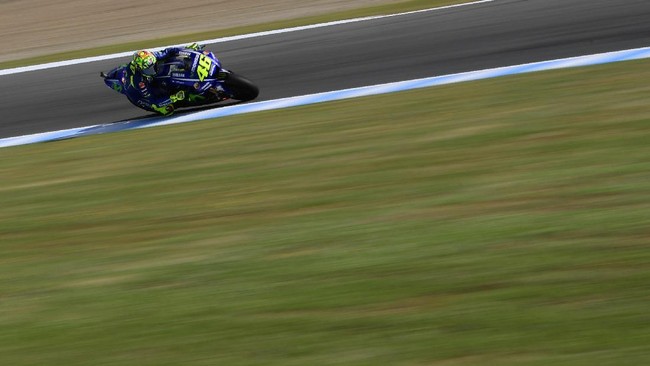 Pebalap Yamaha, Valentino Rossi mengaku beruntung bisa meraih enam poin di tengah performa buruknya di GP Spanyol.
