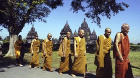 Panduan Nikmati Perayaan Waisak 2017 di Candi Borobudur