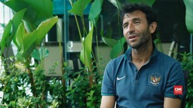 Komentar Pertama Luis Milla Usai Gabung Persib