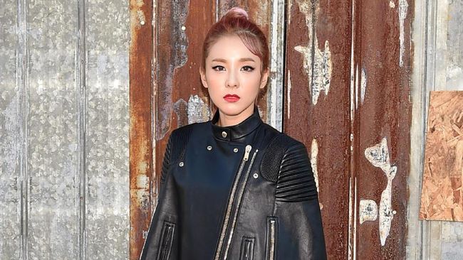 Dara 2NE1 Tegas Bantah Tuduhan Narkoba dari Park Bom