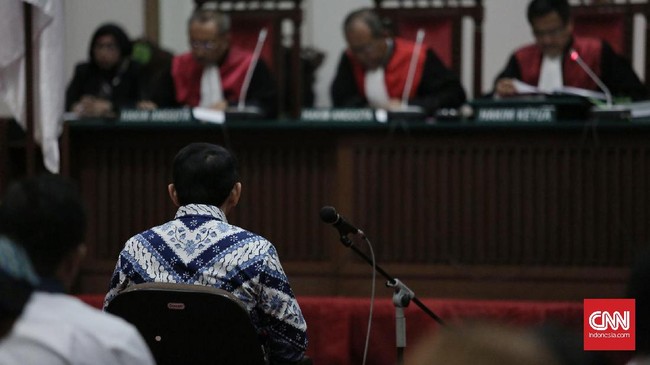 Mantan anggota Komisi Kejaksaan Kaspodin Noor berharap tidak ada intervensi oleh pihak asing terhadap proses hukum di Indonesia.