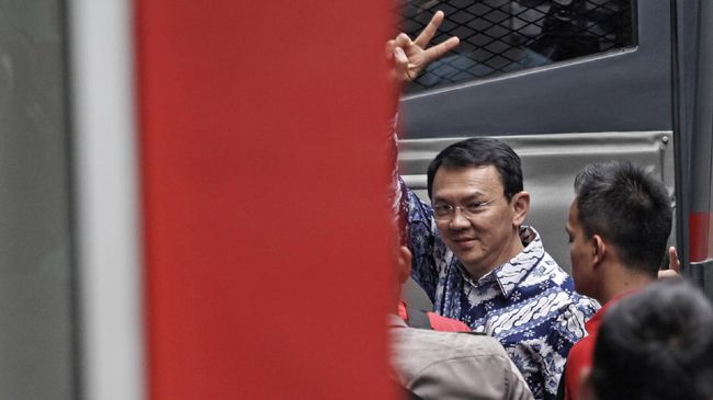 Jaksa Cabut Banding, Ahok Resmi Narapidana PN Negeri Jakarta Utara sudah menerima berkas pencabutan banding dan akan diteruskan ke Pengadilan Tinggi DKI Jakarta. Kasus Ahok dinyatakan inkrah.