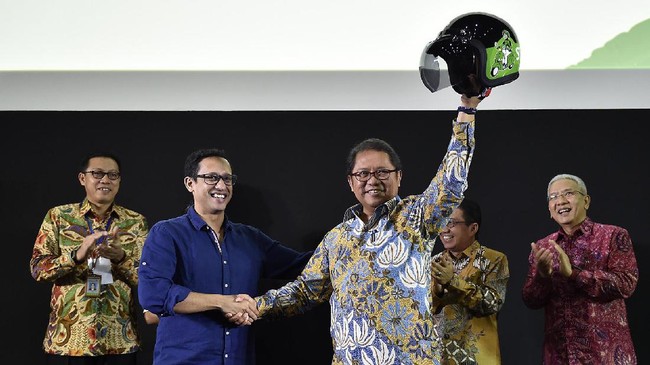 Menteri Komunikasi dan Informatika (Menkominfo) Rudiantara membanggakan Gojek, sebagai startup lokal di depan forum international.
