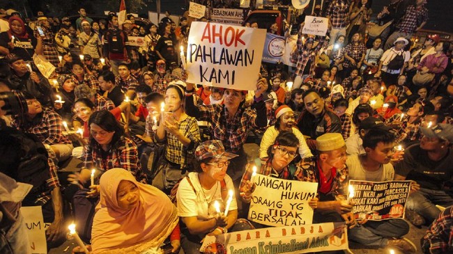 Pengamat Politik dari Universitas Negeri Jakarta Ubedilah Badrun, menilai gejolak yang terjadi paska Pilkada DKI merupakan tanggungjawab elit politik.
