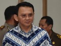 Tangan Terbuka dari OB dan Satpam Sambut Ahok di Pertamina