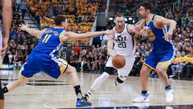 Warriors Tembus Final Wilayah Barat NBA