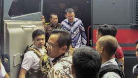 Djarot Temui Ahok di Rutan Cipinang