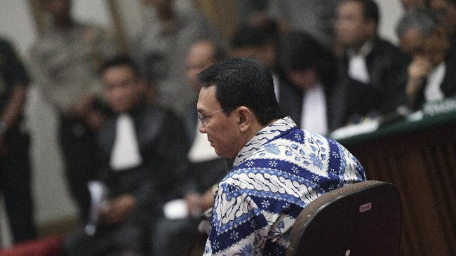 Kasus penistaan agama yang menyeret Ahok menjadi sorotan internasional. PBB bahkan mendesak Indonesia untuk meninjau ulang hukum yang menjerat Ahok.