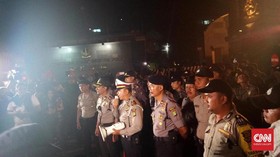 Wartawan Diminta Menjauh dari Depan Gerbang Mako Brimob