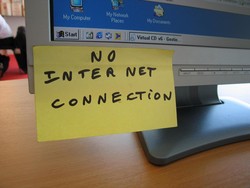 Internet Mati, Pelanggan FirstMedia Tuntut Kompensasi