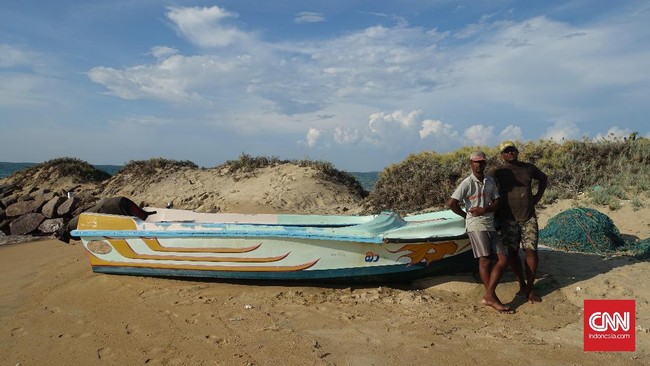 Di pesisir Sri Lanka, nelayan dan warga sekitar masih asing dengan teknologi. Namun kini, mereka harus beradaptasi untuk membantu upaya konservasi.