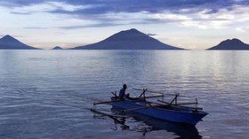 Warga Benahi Objek Wisata Pantai Kawasi Halmahera Selatan