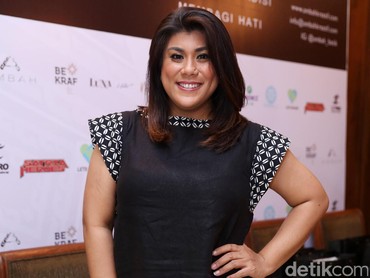 Regina Ivanova Tak Sabar Tampil di 'Konser Sang Juara'