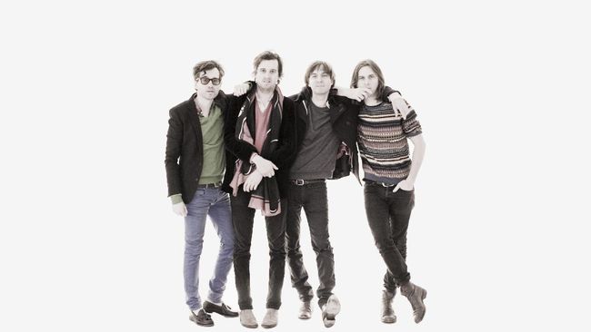 Memamerkan inovasi baru, band rock asal Perancis Phoenix memboyong sebuah mesin penjual merchandise otomatis dalam tur konser keliling Amerika.