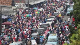 Jokowi Beri Ide Rapat Anies-Sandi dengan PKL Tanah Abang