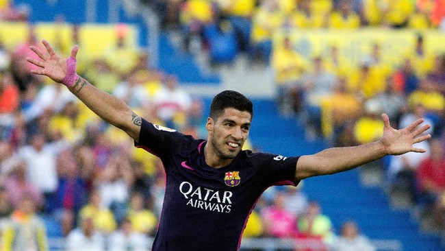 Perburuan titel La Liga tetap berjalan sengit setelah dua tim rival, Barcelona dan Real Madrid sukses menjungkalkan lawannya masing-masing.
