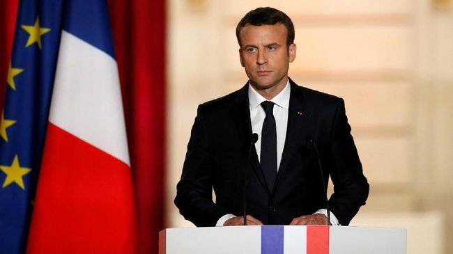 Macron Klaim Yakinkan Trump Terlibat Jangka Panjang di Suriah