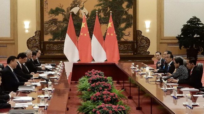 Pemerintah China diperkirakan akan mempromosikan skema pembagian ulang proyek pembangunan infrastruktur dalam KTT One Belt and One Road pekan ini.