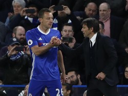 Conte Akan Selalu Berterima Kasih ke John Terry