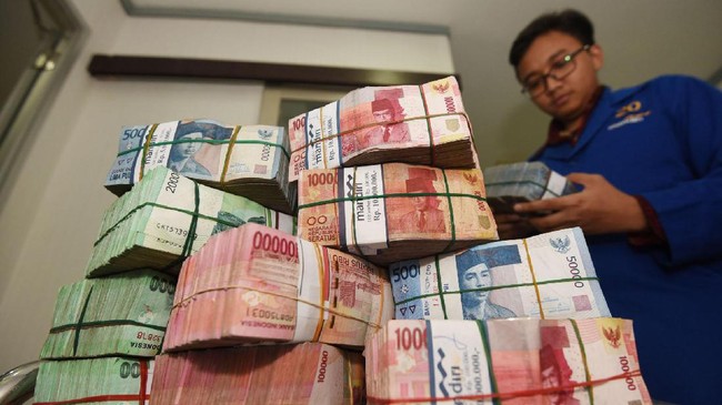 Utang pemerintah mencapai Rp4.680 triliun per Agustus 2019, naik 7,26 persen dibanding periode yang sama tahun lalu.