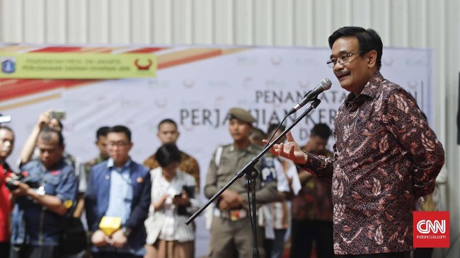 Terdakwa penodaan agama, Basuki Tjahaja Purnama alias Ahok, menurut Djarot Saiful Hidayat sudah ikhlas menerima vonis dua tahun penjara oleh hakim.