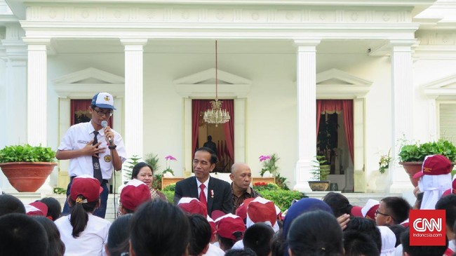 Suasana Istana berbeda saat perayaan Hari Buku Nasional di Istana Merdeka, kemarin. Perayaan di istana merupakan ide Presiden Joko Widodo. 
