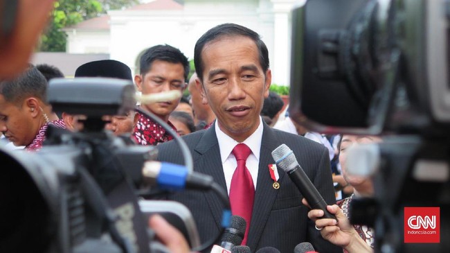 Jajaran pejabat tinggi legislatif, eksekutif, dan yudikatif berkumpul di rumah dinas Ketua DPR Setya Novanto dalam acara buka puasa bersama.