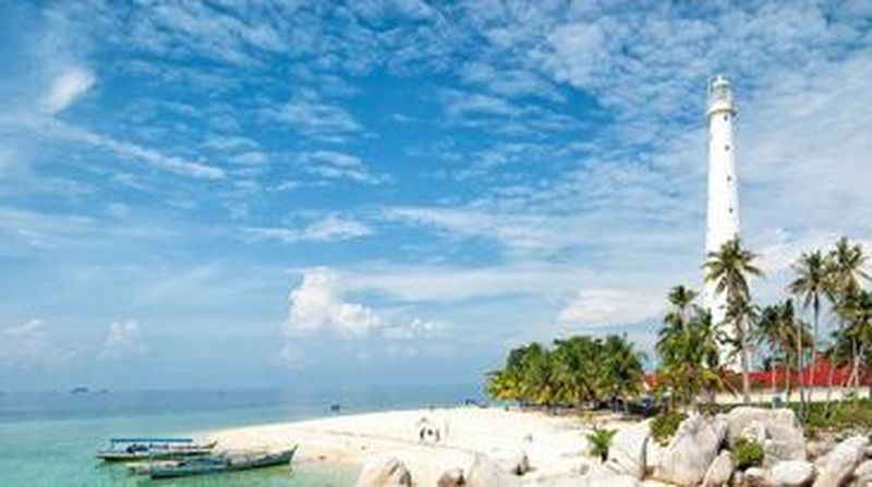 Dukungan untuk sektor pariwisata datang dari masyarakat di sekitar Tanjung Kelayang, Kabupaten Belitung, Kepulauan Bangka Belitung.
