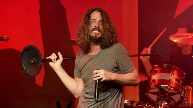 Chris Cornell meninggal secara mendadak diduga setelah tampil di Fox Theatre Detroit. Kematiannya sudah dikonfirmasi perwakilannya.