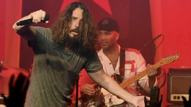 Istri Yakin Chris Cornell Bunuh Diri Akibat Pengaruh Obat