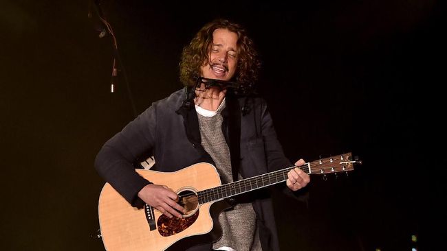 Beberapa jam sebelum menghabisi nyawanya sendiri, Chris Cornell sempat melantunkan lagu Led Zeppelin yang bertutur soal kematian, In My Time of Dying.