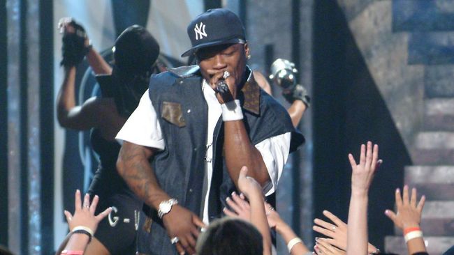 Rapper 50 Cent akan memproduseri tiga film horor hasil kerja sama dengan sineas Eli Roth dan rumah produksi independen, 3BlackDot.