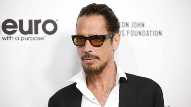 Pihak pengacara keluarga Chris Cornell menyatakan mendiang legenda musik grunge tersebut akan dimakamkan Jumat ini.