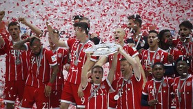 Penutup Karier yang Manis Bagi Xabi Alonso dan Lahm