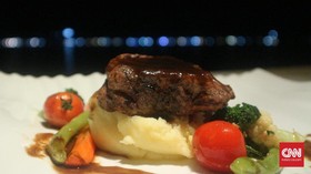 Cerita Perkawinan Budaya dalam Sepotong Steak