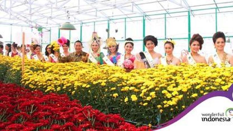 Acara Tomohon International Flower Festival (TIFF) 2017 di Sulawesi Utara, diyakini tak kalah dengan parade bunga di Pasadena
