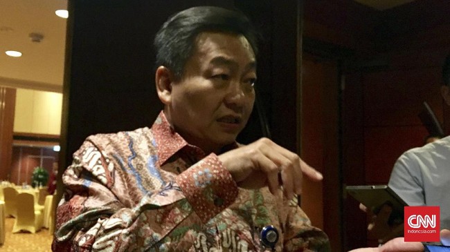 Saat ini, BCA memiliki sekitar 17.500 mesin ATM, dimana rata-rata mesin ATM dinilai sudah cukup efisien dalam melayani transaksi nasabah.