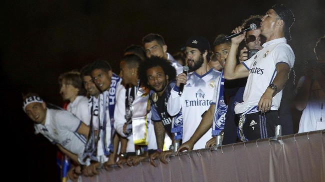 FOTO: Akhir Puasa Gelar La Liga Real Madrid